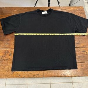 Men’s olive clothing black T-shirt